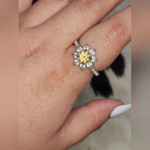 Certified Moissanite 1 Carat Sunflower Ring